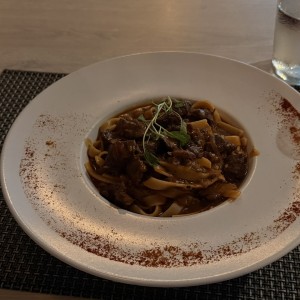 Fettuccini en Osobucco Deshuesado