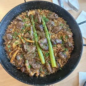 Arroz de hongos con extra de filete de res (menu especial)
