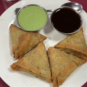 Entradas - Vegetales Samosa