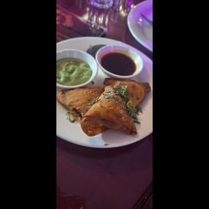 Entradas - Vegetales Samosa