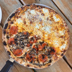 Mitad viva la pizza, 7quesos