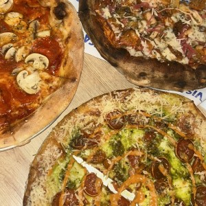  Viva la Pizza, Vodkarella y Trippy Chicken