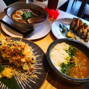 RAMEN SUSHI Y CURRY RAISU