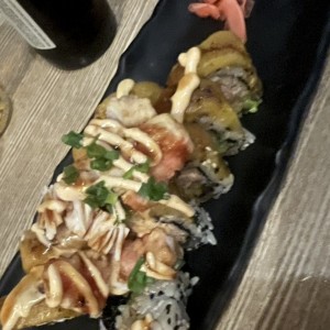 SUSHI - Filipino Roll