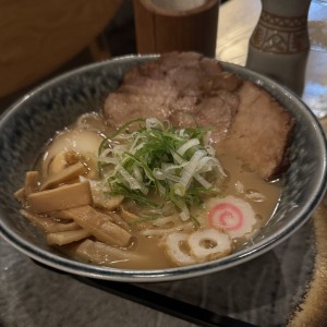 RAMEN - Chiiro Tonkotsu