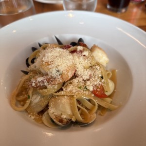 Pasta frutti di mare