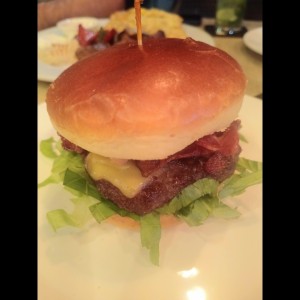 Bacon Cheese burger