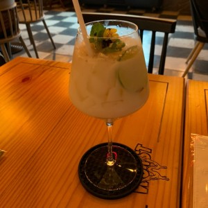 Limonada de coco y jengibre