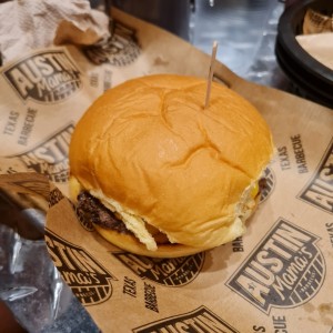 Sandwiches & Spuds - Oh!Klahoma Cheeseburger