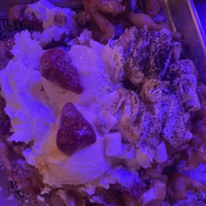 Postres - Supreme Funnel Cake