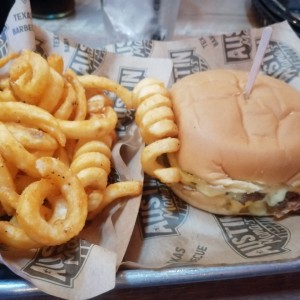 Sandwiches & Spuds - Oh!Klahoma Cheeseburger