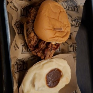 Sandwiches & Spuds - Chicken Sandwich