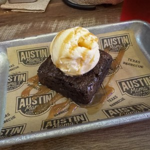 Postres - Salted Caramel Brownie