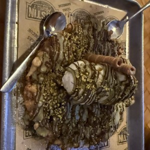 Postres - Supreme Funnel Cake