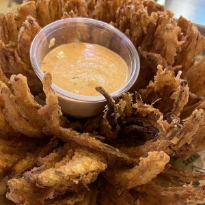 Starters - Onion blossom (V)