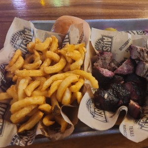 Papas Cajun + Burnt ends
