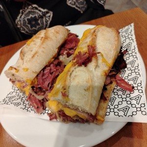 Emparedado pastrami