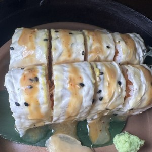 Rolls - Golden Flame Salmon