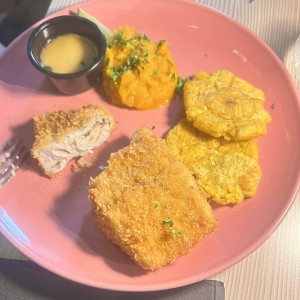 Filete de pescado apanado