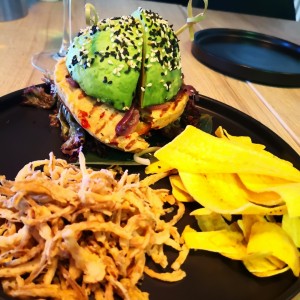 Avo Veggie Burger