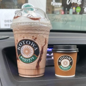 frappe de chocolate y menta y expresso doble