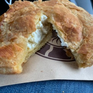 pastelito queso crema