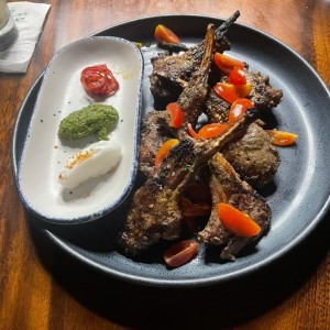 COSTILLA DE CORDEROS