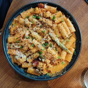 Rigatoni mar y tierra