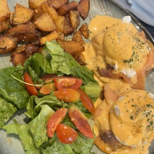 Benedectinos con salmon