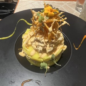 Causa Crocante de Pollo al Panko