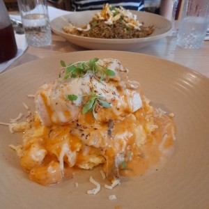 corvina rellena de camarones