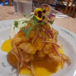 Entradas Calientes - Ceviche Frito