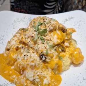 Corvina Rellena con Camarones
