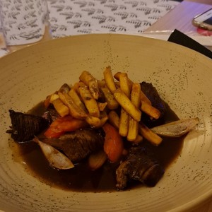 Carnes - Lomo Saltado