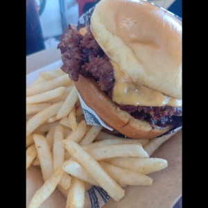 Smash Onion Burger +papas+Soda 335ml