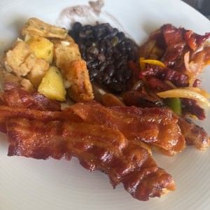 Desayuno bufet 