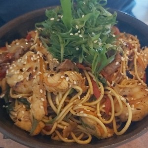 Mixto (pollo, filete y langostinos)