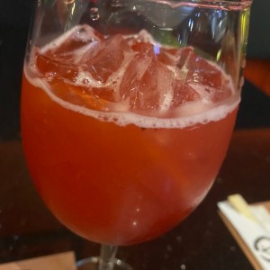 Sangria fruto roja
