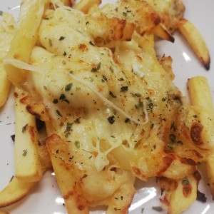 Papas asadas con queso mozzarela