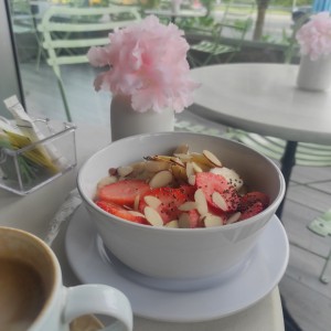 avena con frutas y nueces