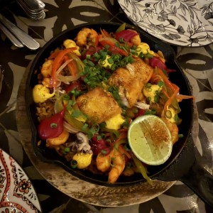 Arroz con Concolón de mariscos y Pescado