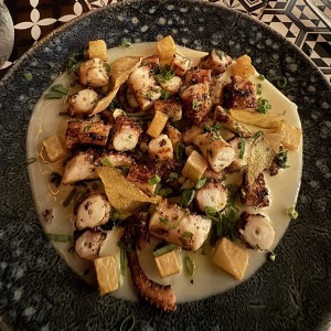 Pulpo a la brasa