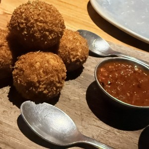 Frituras - Croquetas de pulpo