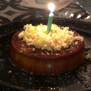 Flan con Queso Blanco