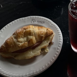 Ham & cheese croissant