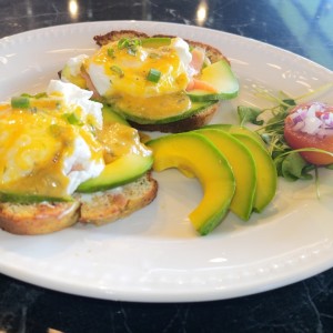 Keto egg benedict