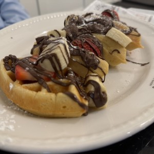 Breakfast - Nutella waffle