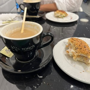 Late con leche de almendra