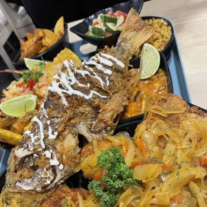 Bandeja para compartir de 2-4 personas