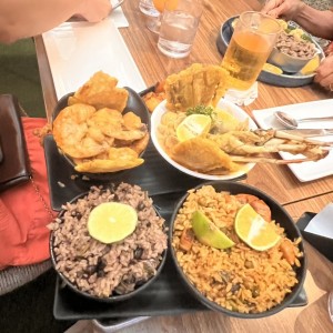 Bandeja para 2-4 Personas